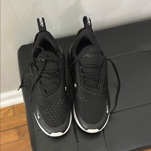 Nike Air Zoom kids Black Athletic Shoes size 6.5